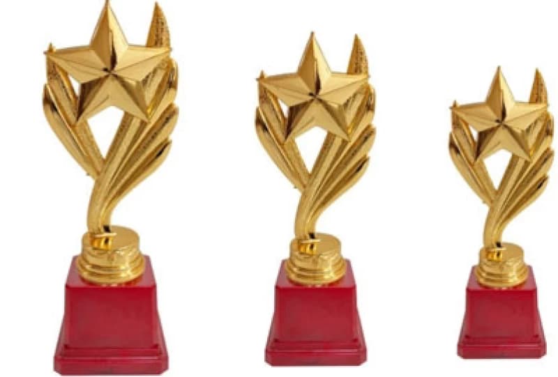 Red Base Trophy TC 9030 Sizes 11", 8.5", 7"