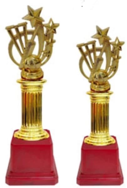 Red Base Trophy TC 9040 Sizes 15.5", 13.5"